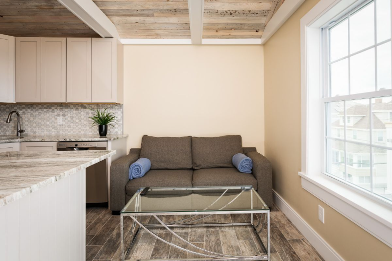 1 L St #2L - Photo 7 of 13