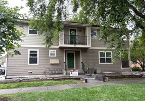 featured image of 321 W Myrtle St