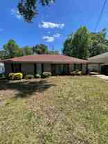 6210 Lynridge Ave - Photo 1 of 1