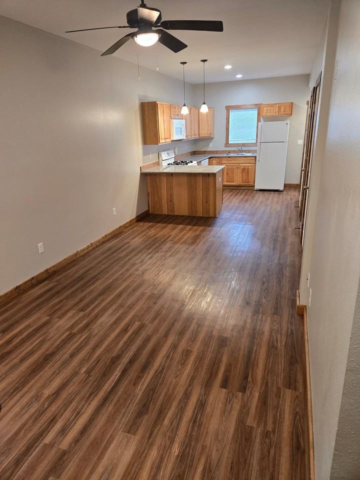 3rd Ave Nw #250C - Photo 3 of 8