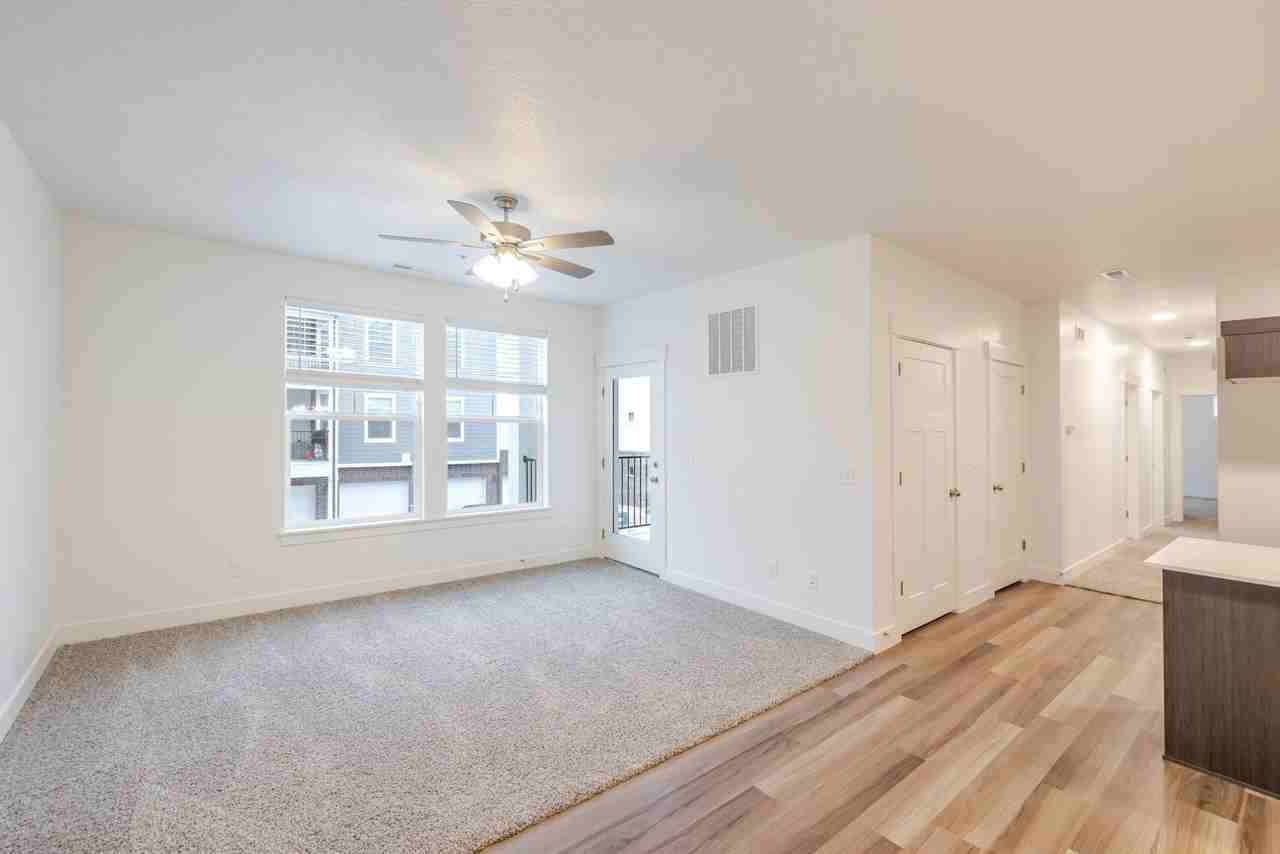 693 Ws #O204 - Photo 5 of 20
