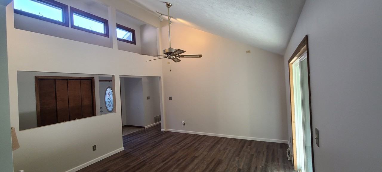 2170 19 Mile Rd - Photo 4 of 15