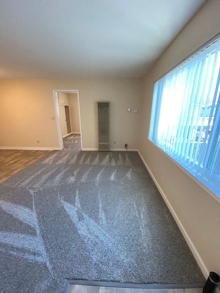 2511 Skylark Dr #7 - Photo 2 of 9
