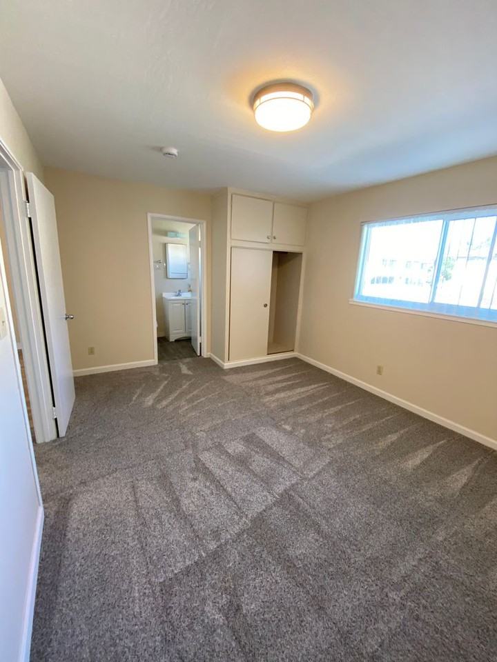 2511 Skylark Dr #7 - Photo 6 of 9