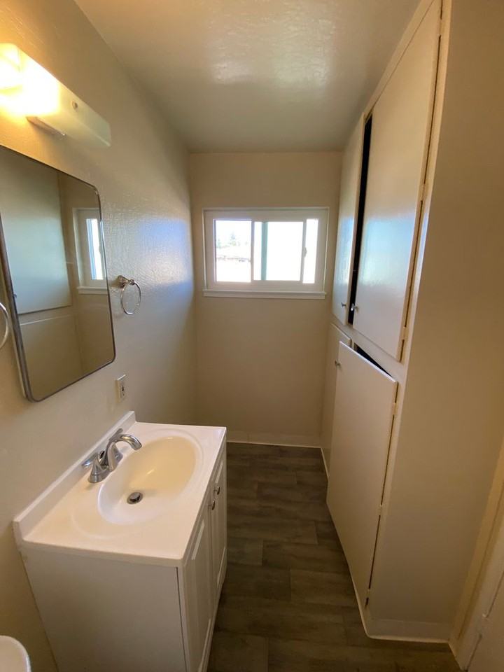 2511 Skylark Dr #7 - Photo 7 of 9