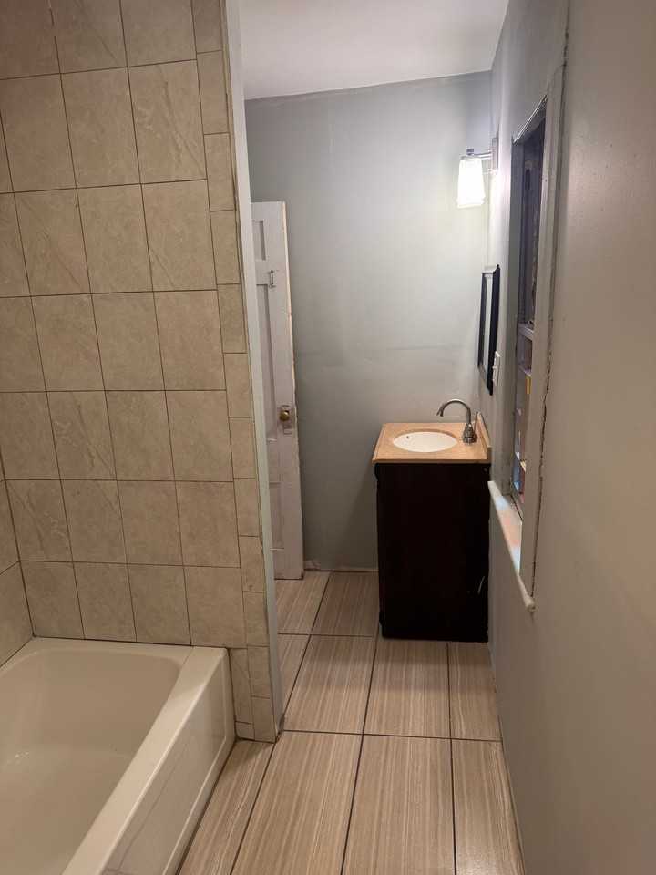 35 Whiting Ave - Photo 7 of 12