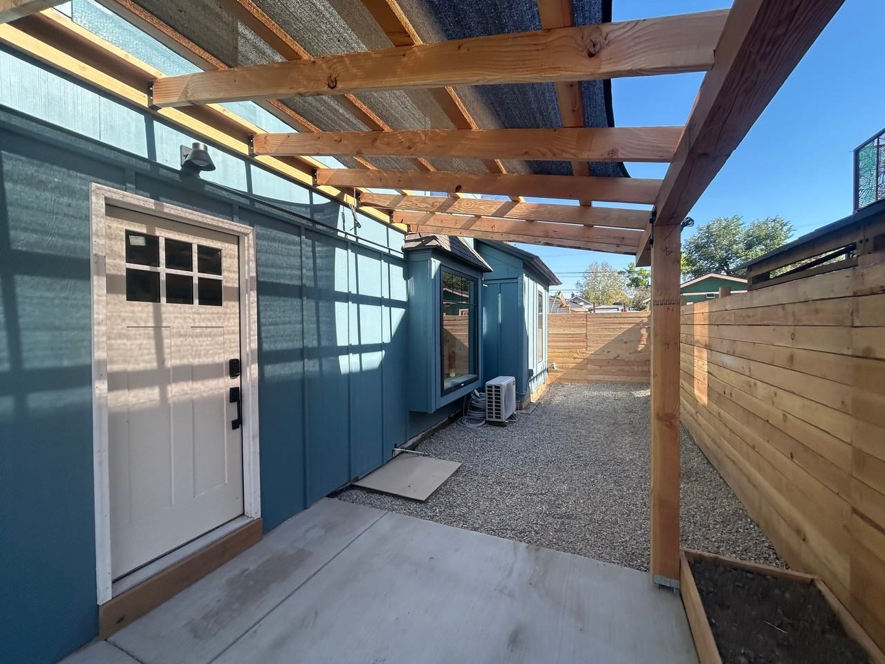 204 Chipeta Ave - Photo 7 of 9