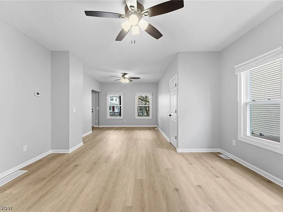 1537 Lakewood Ave #DOWN - Photo 4 of 18
