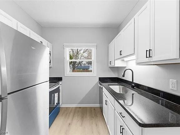 1537 Lakewood Ave #DOWN - Photo 6 of 18