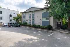 Queen Anne 9 - Photo 1 of 1
