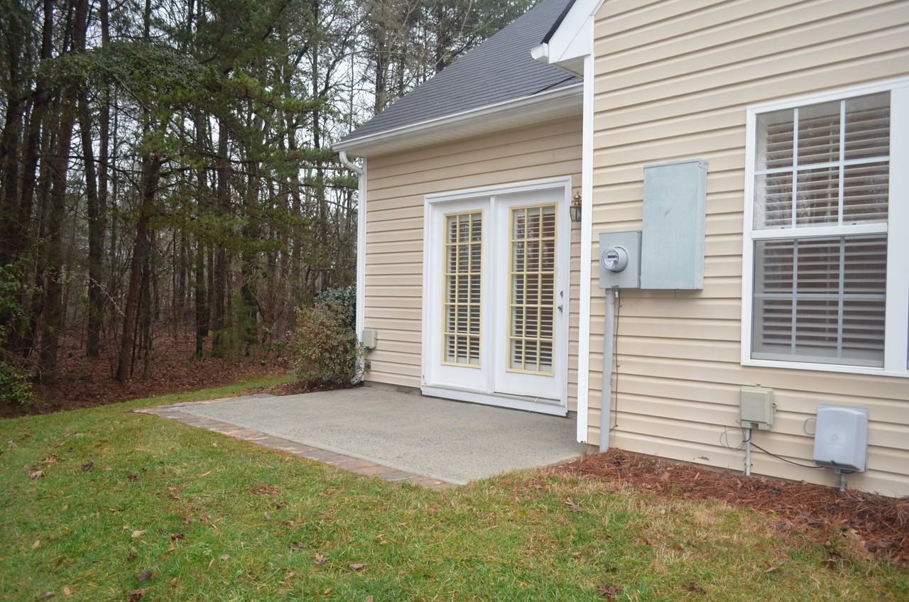 8955 Bryant Field Cir - Photo 4 of 20