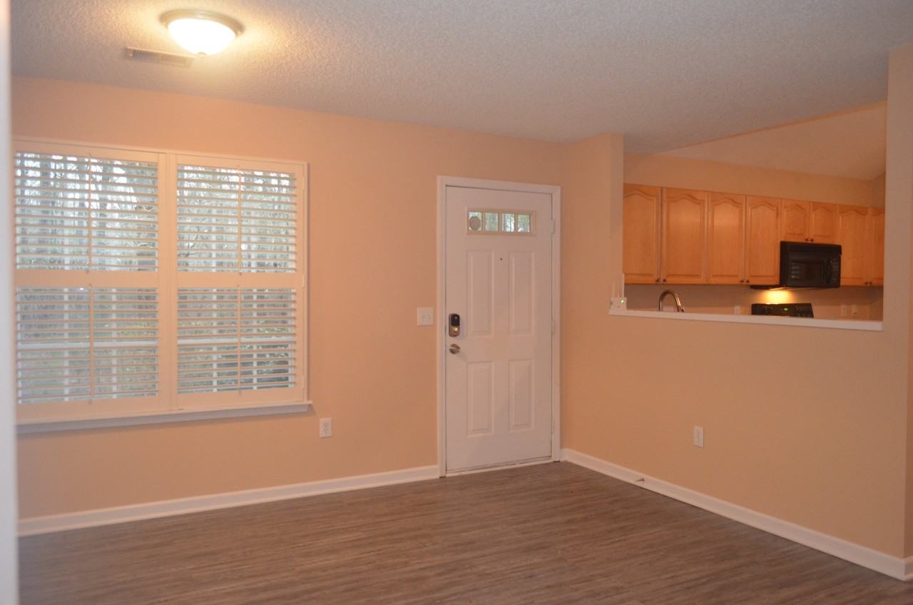 8955 Bryant Field Cir - Photo 5 of 20