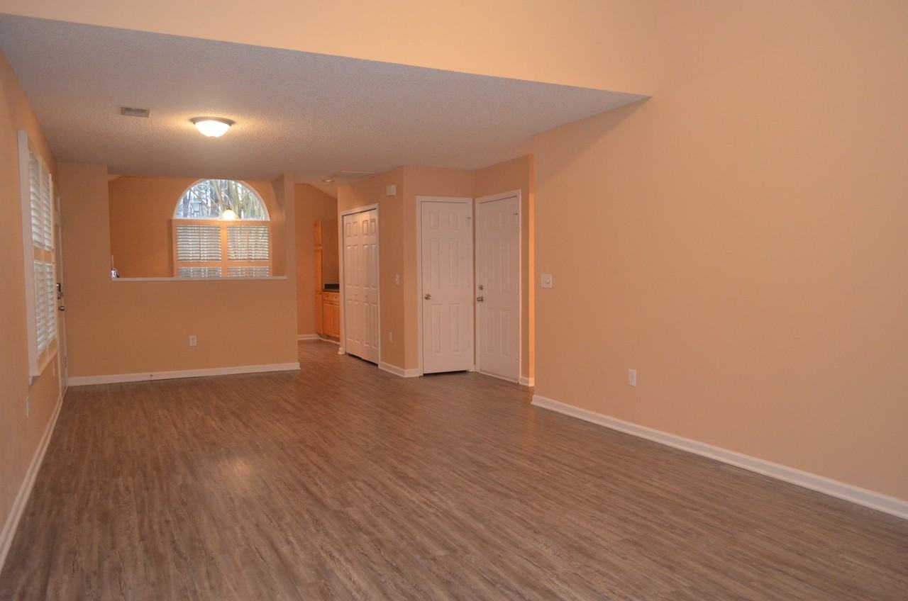 8955 Bryant Field Cir - Photo 7 of 20