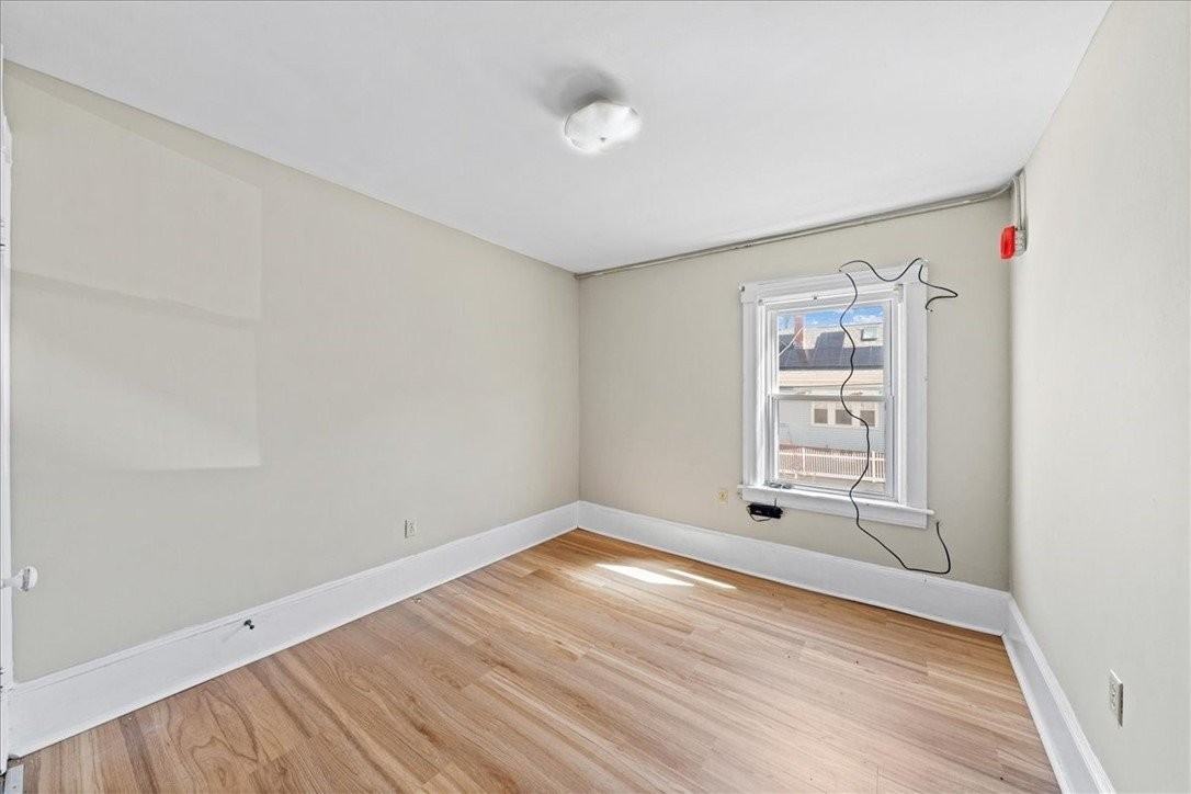 53 1/2 Sterling Ave #2 - Photo 7 of 10