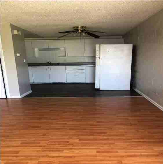 793 W Lennox St #1 - Photo 2 of 7