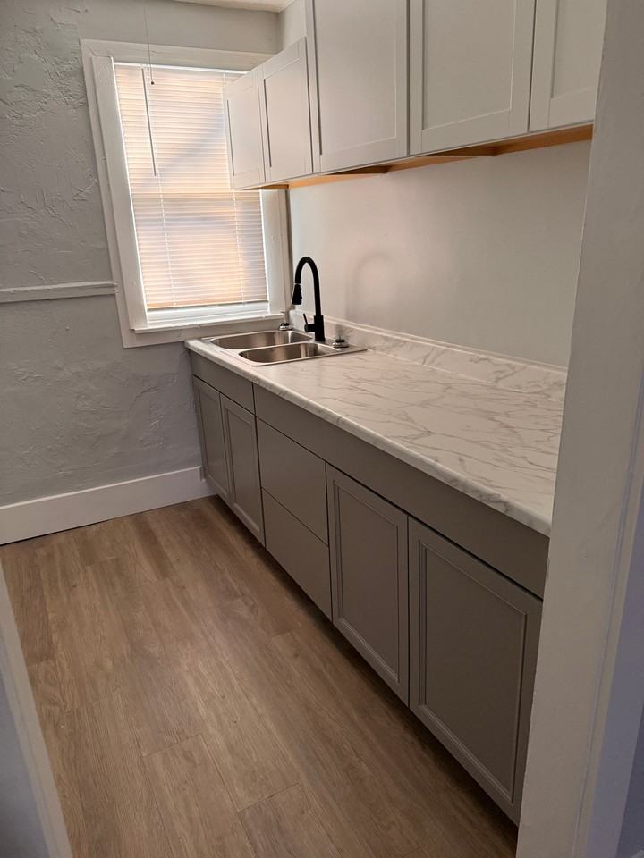 127 W Mead Ave #2 - Photo 5 of 5