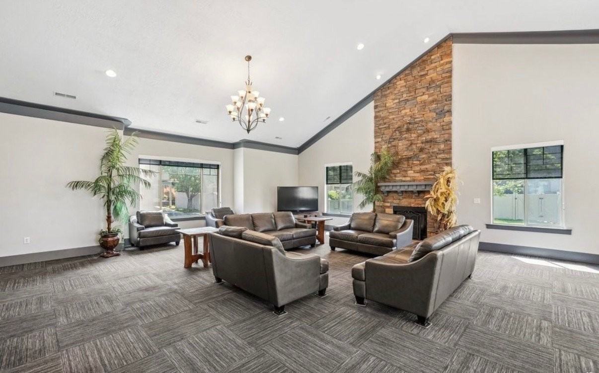 2071 Wn - Photo 5 of 12