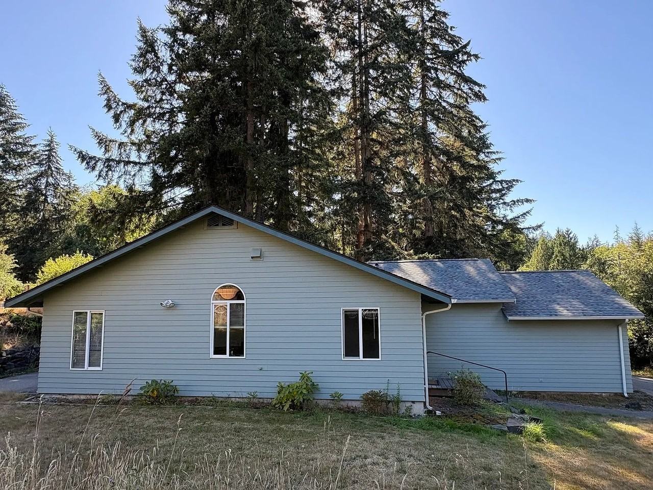658 Fox Dr - Photo 2 of 20