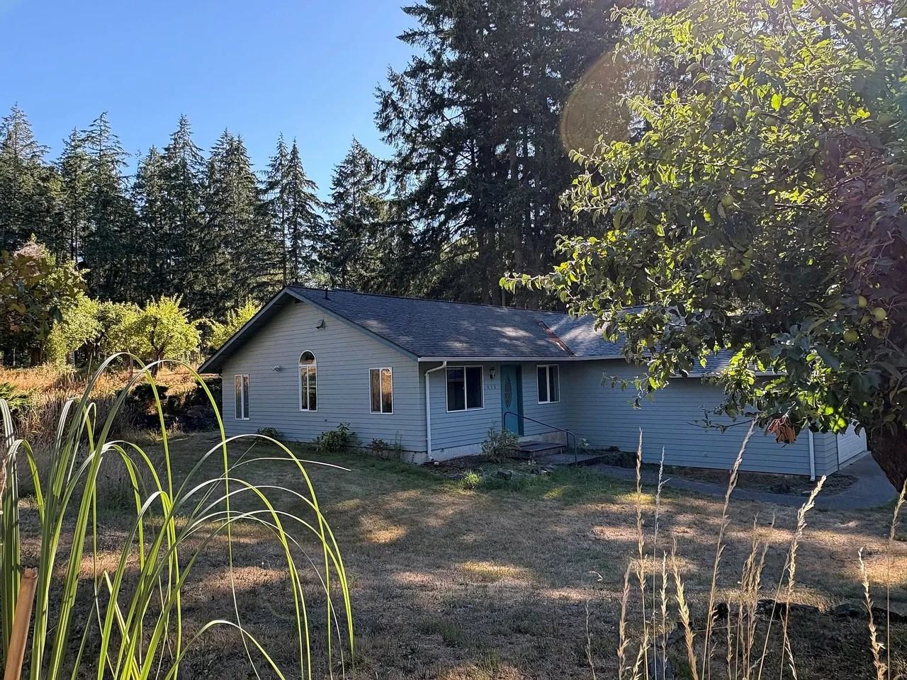 658 Fox Dr - Photo 3 of 20