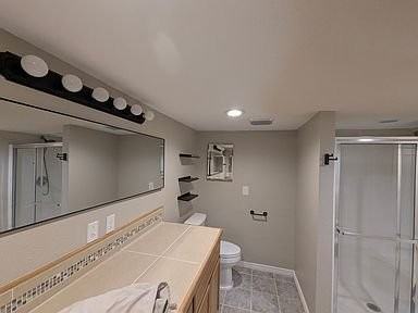 4801 W Irving St #1 - Photo 4 of 14