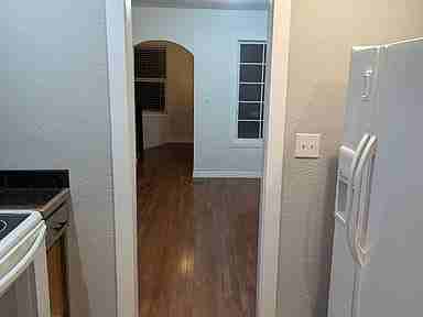 4801 W Irving St #1 - Photo 7 of 14