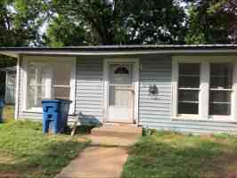 featured image of 830 Brookside Dr