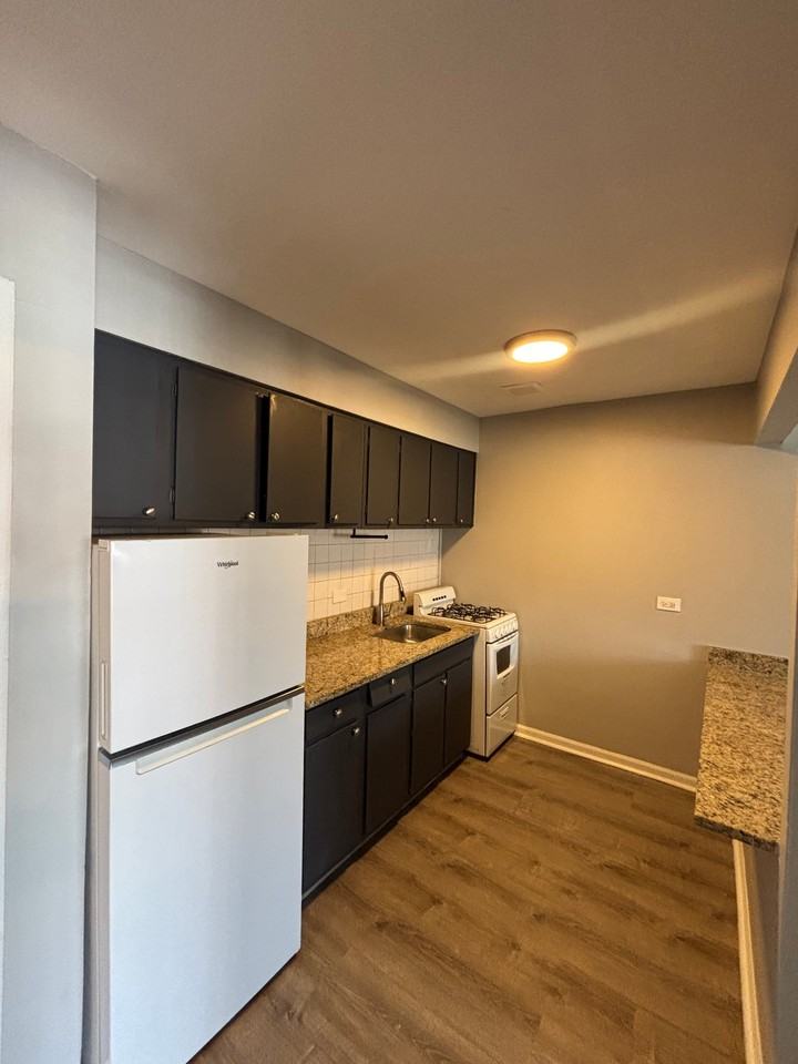 3351 Commercial Ave #3351-19 - Photo 3 of 7