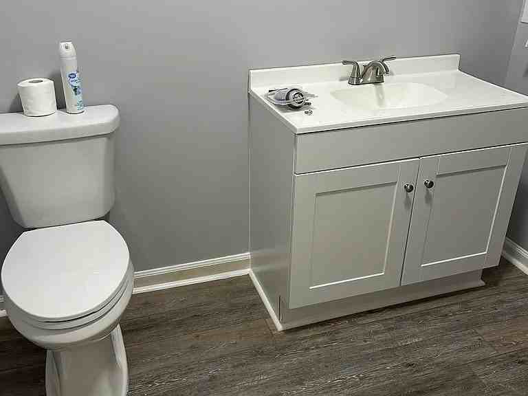 2625 Dover Rd - Photo 2 of 6