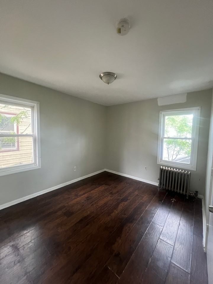 231 Alexander St #2 - Photo 7 of 10