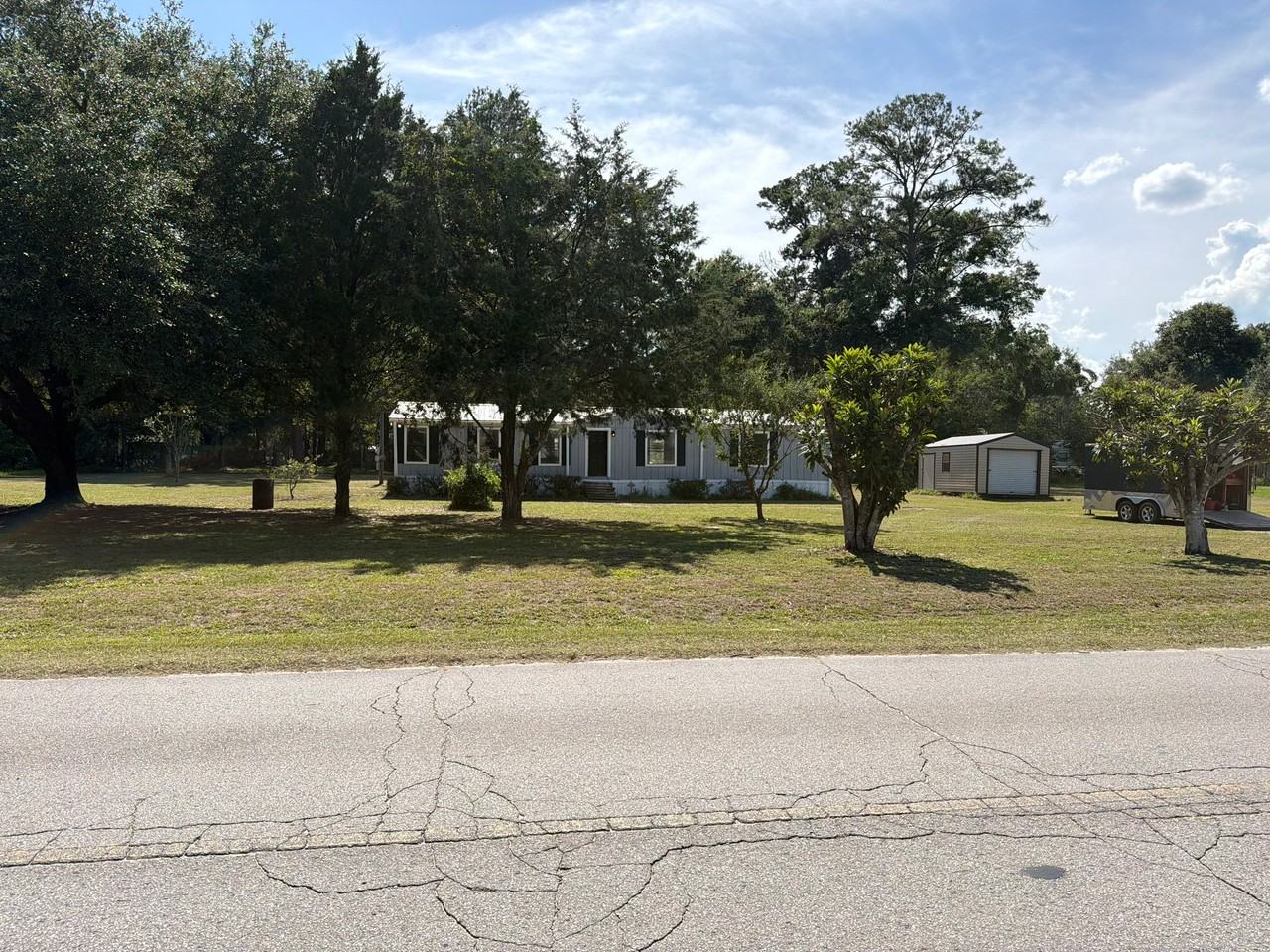 220 Sw Magical Ter - Photo 2 of 7