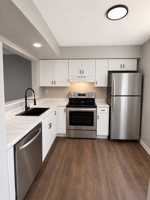 featured image of 190 Dell Ave #6