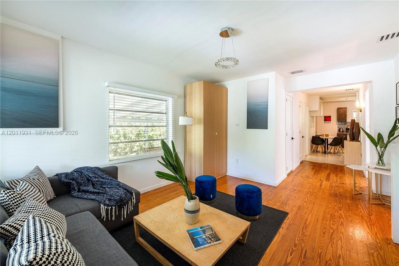 3655 Oak Ave #3655 - Photo 2 of 8