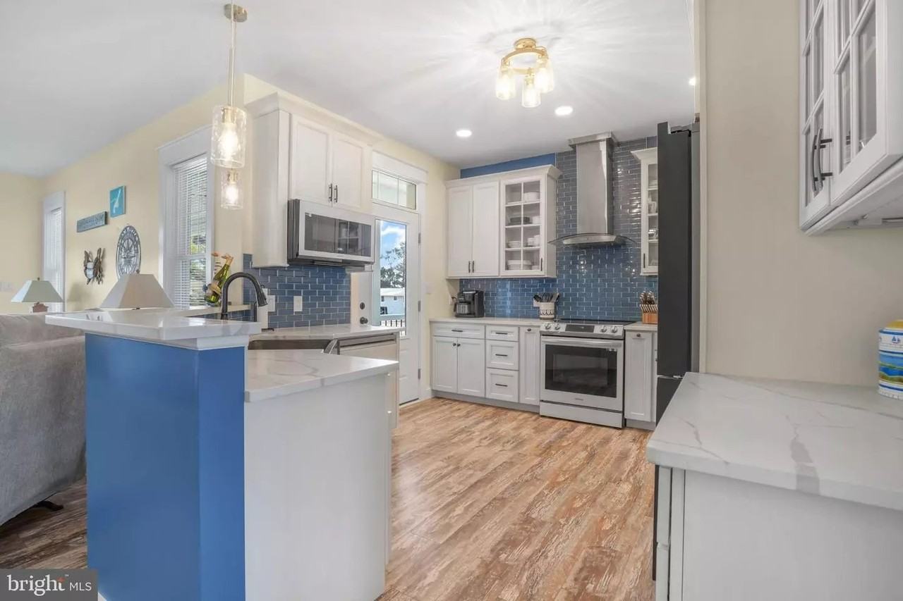 5403 Pearl Dr - Photo 3 of 9