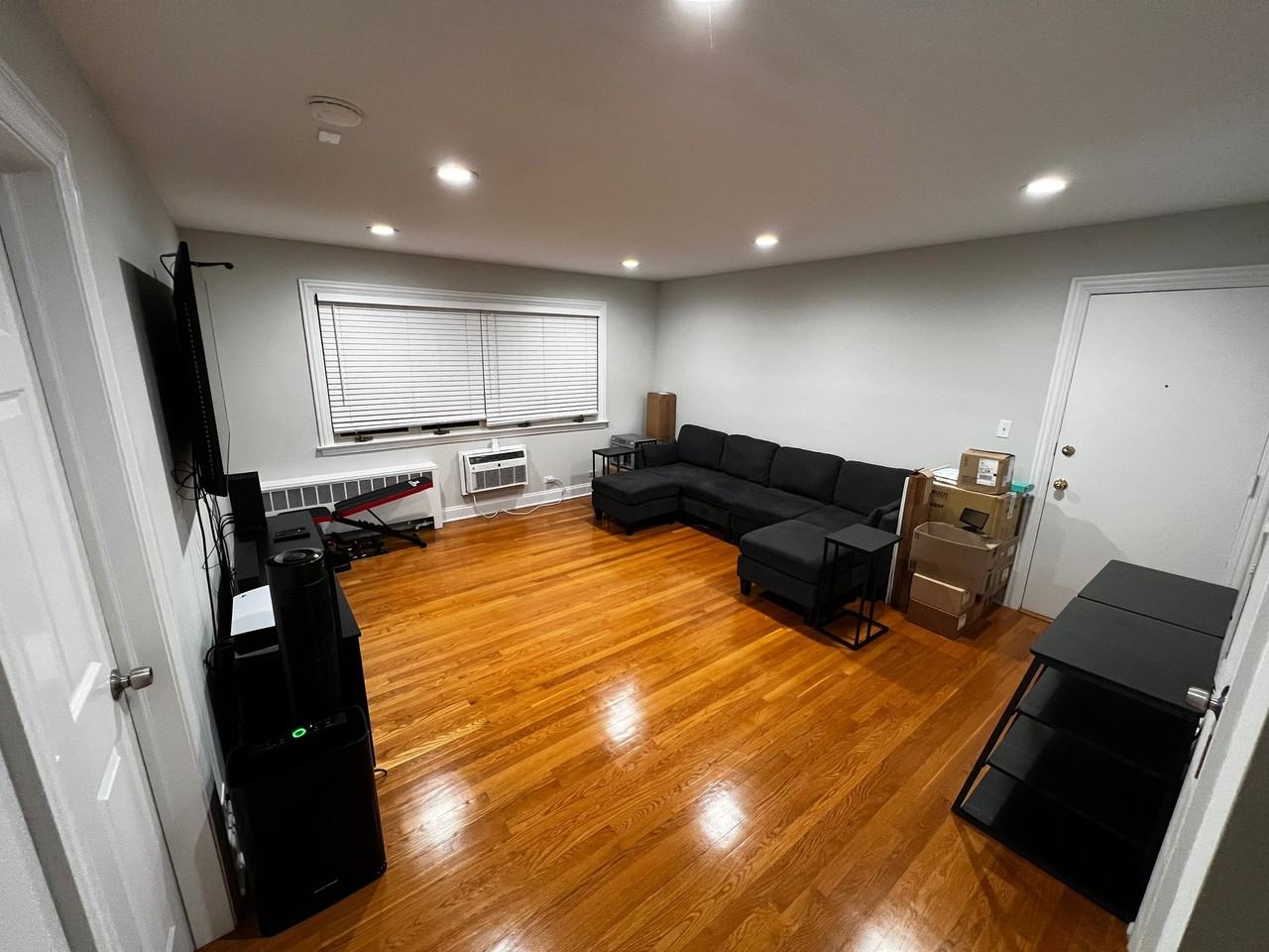 4891 N Ashland Ave #3W - Photo 2 of 20