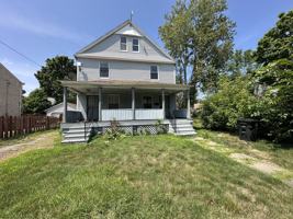 featured image of 884 E 150th St