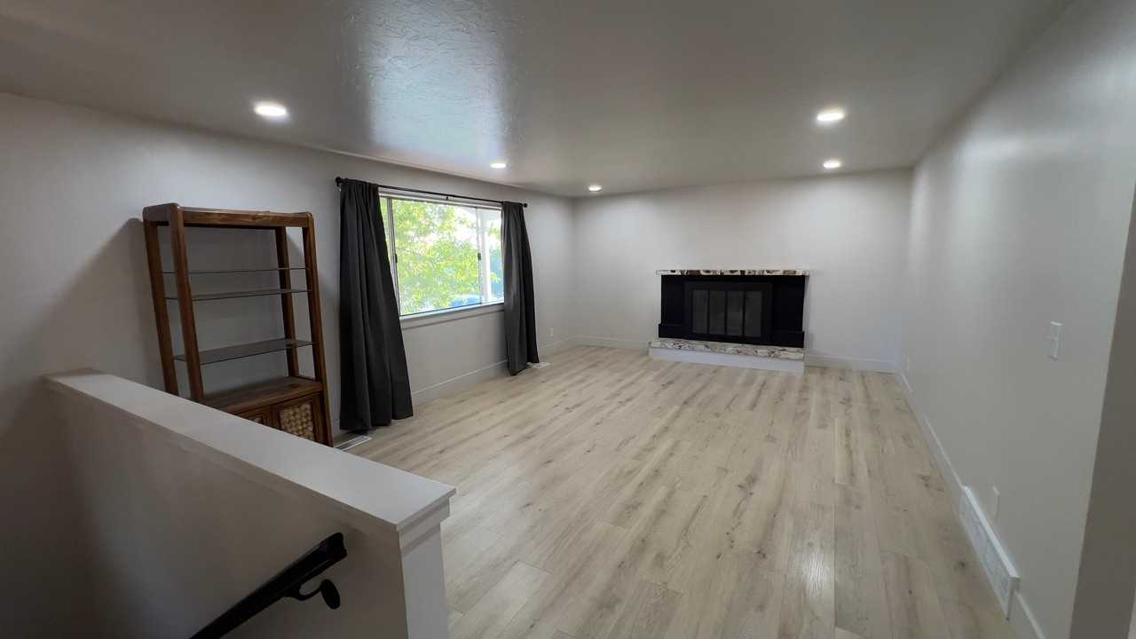 846 Wn - Photo 7 of 16