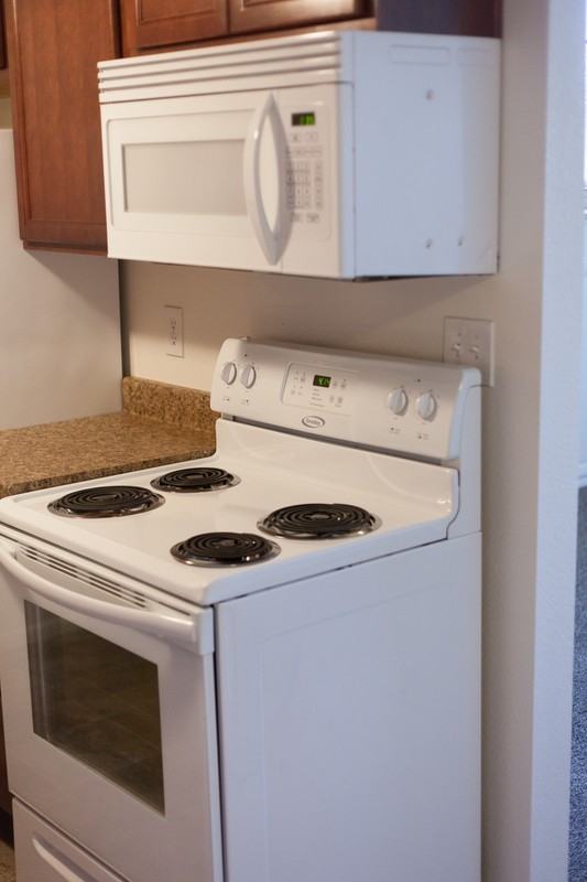 621 Nw #D - Photo 7 of 13