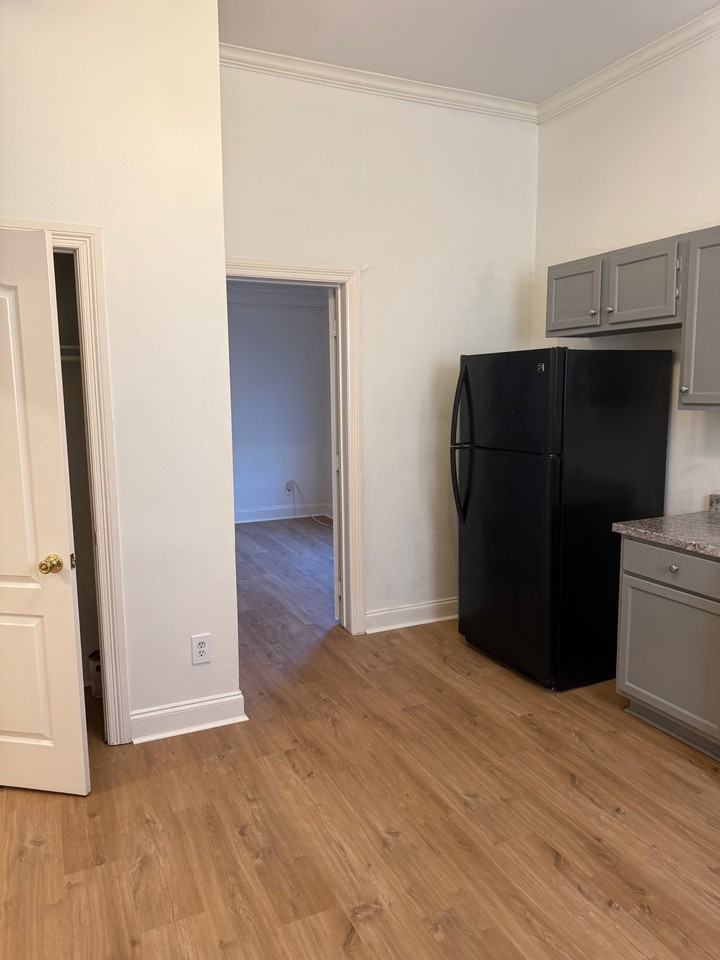 6322 Stillwell St #BACK - Photo 4 of 8
