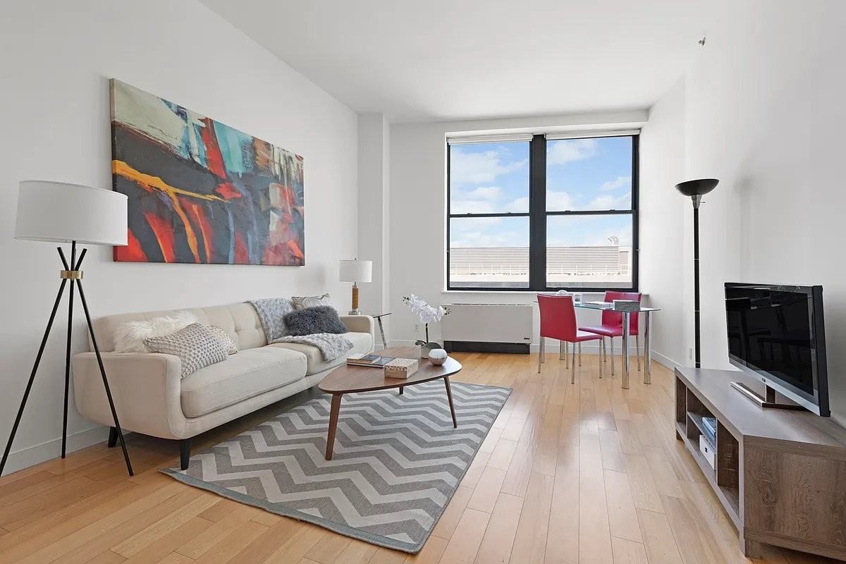 96 Rockwell Pl #5B - Photo 2 of 5