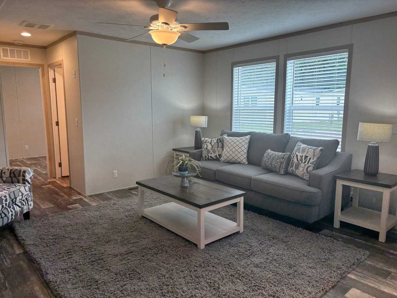 1213 Park Dr - Photo 3 of 17