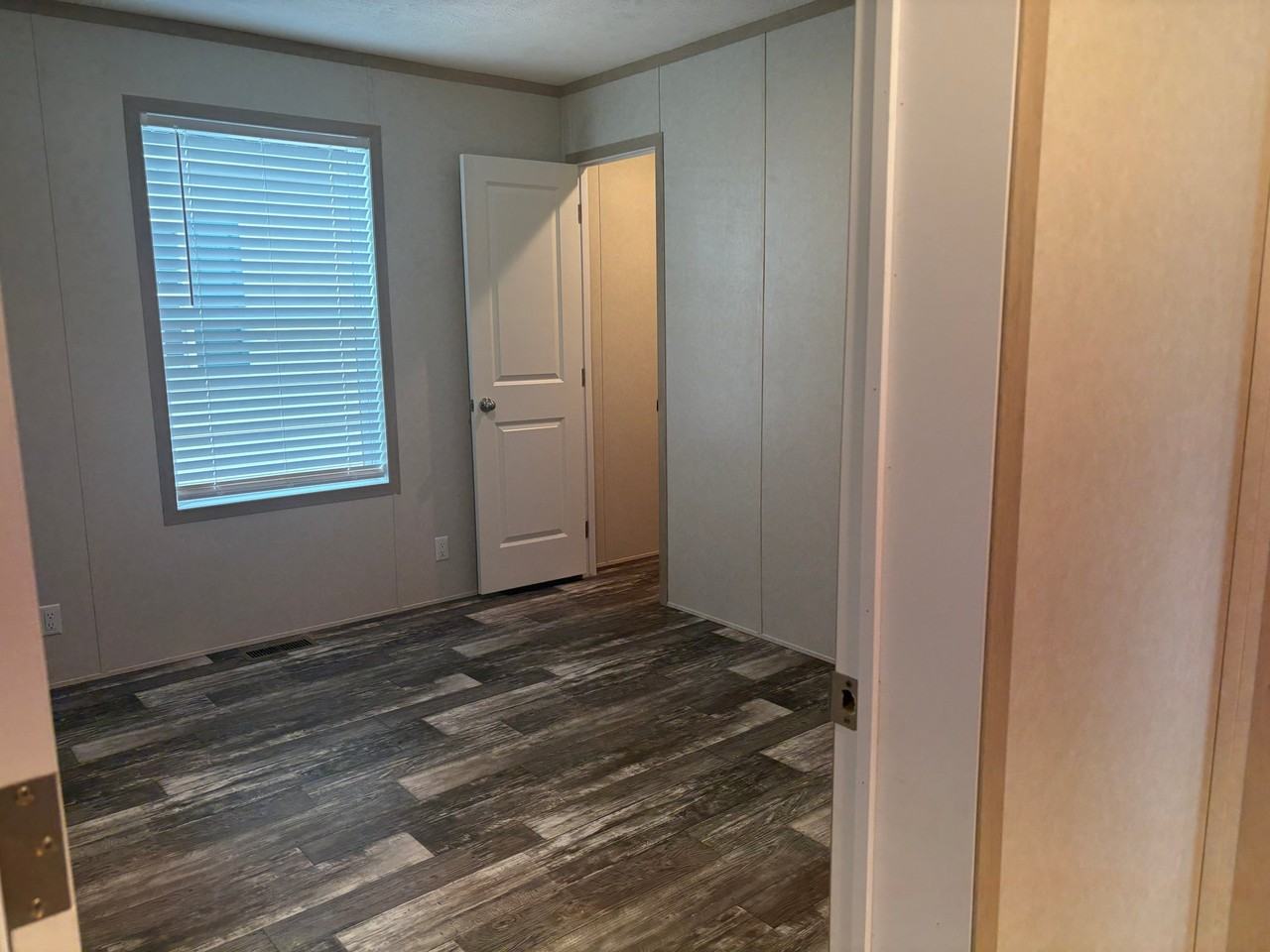 1213 Park Dr - Photo 6 of 17