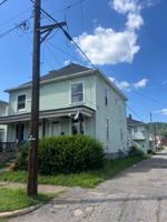featured image of 1316 1/2 Center St