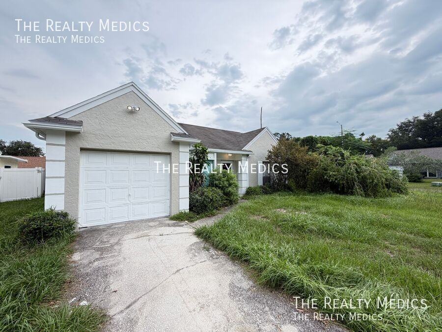 1663 Palm Leaf Dr - Photo 3 of 25