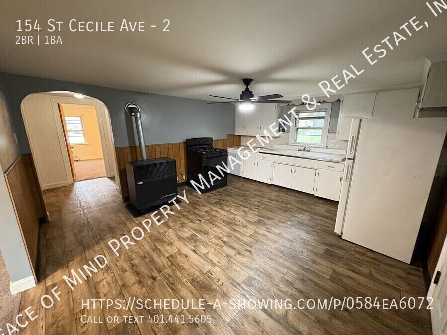 154 Saint Cecile Ave #2 - Photo 3 of 17
