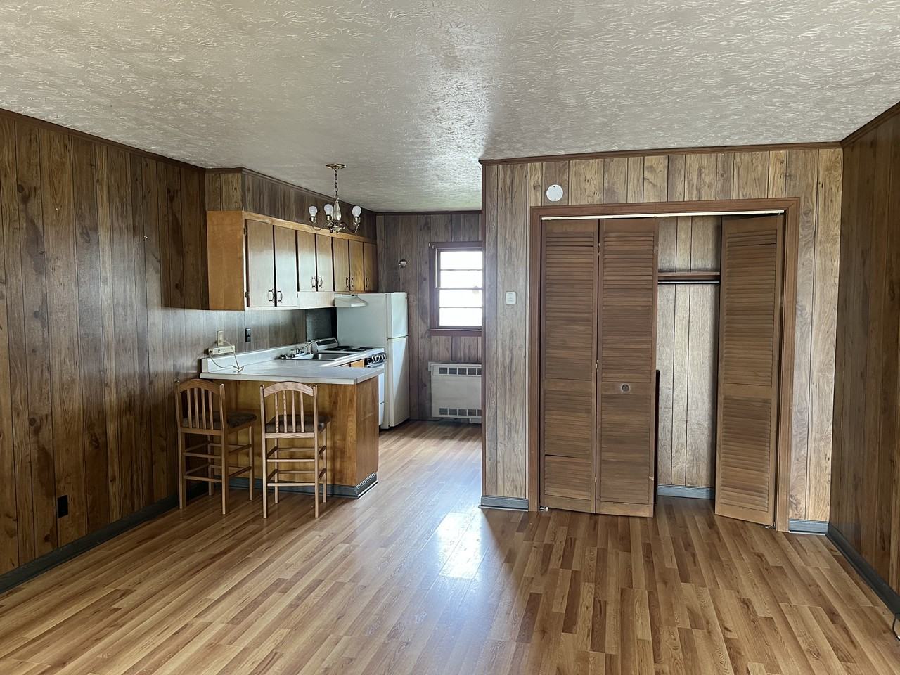 920 Greenville Hwy #6 - Photo 2 of 7