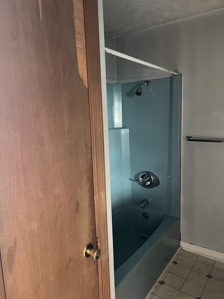 920 Greenville Hwy #6 - Photo 7 of 7