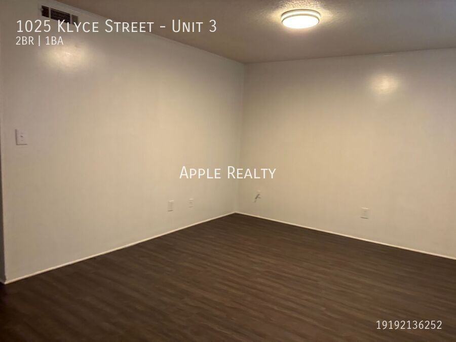 1025 Klyce St #3 - Photo 3 of 15