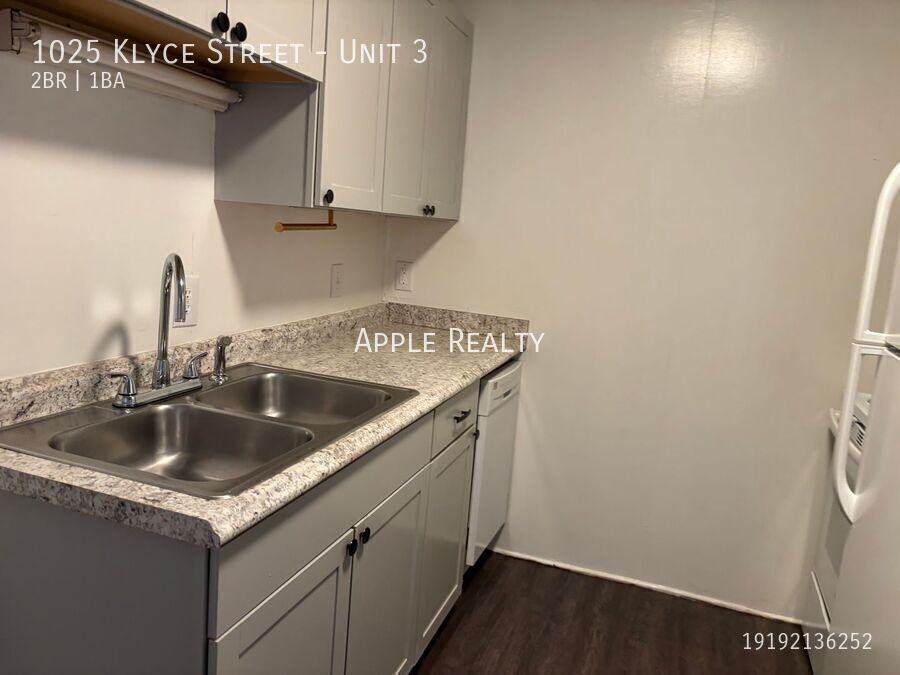 1025 Klyce St #3 - Photo 4 of 15