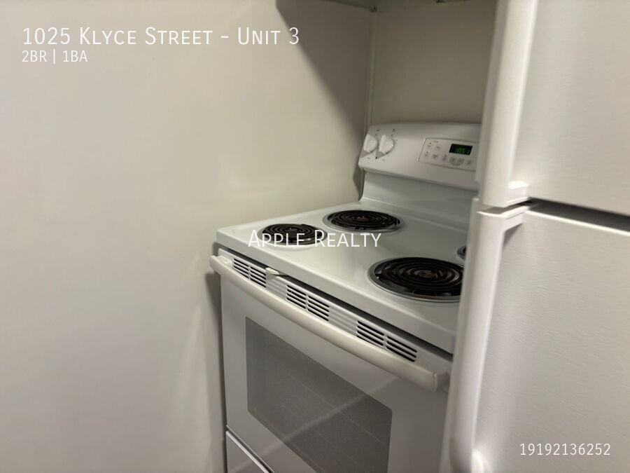 1025 Klyce St #3 - Photo 5 of 15
