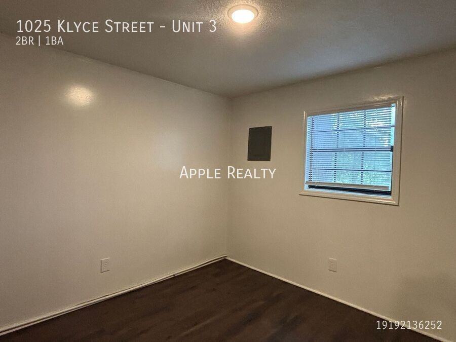 1025 Klyce St #3 - Photo 7 of 15